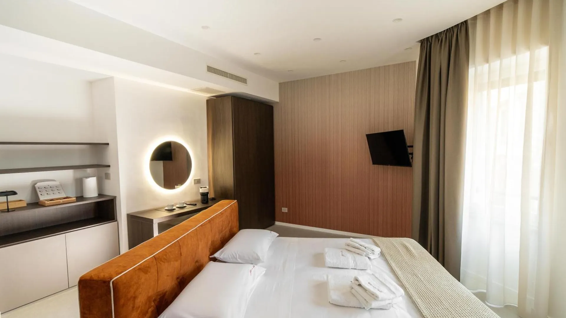 Guest house Ypnos Rooms Naples Italy