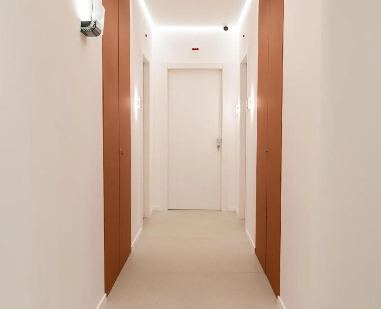 Ypnos Rooms Naples 0*,